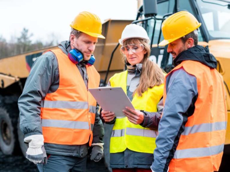 Maximizing ROI With The Right Excavator Dealer: Key Benefits To Know